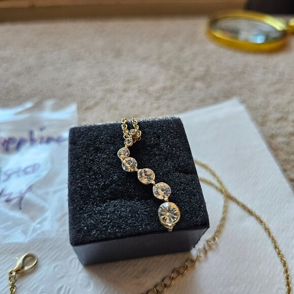 Golden sapphires necklace 18inch - Picture 4 of 5